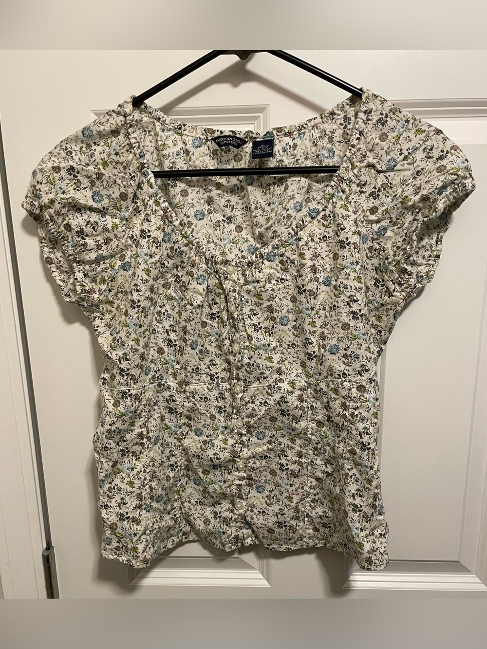 American Eagle Cottagecore Floral Cap Sleeve Button Front Blouse Size 6